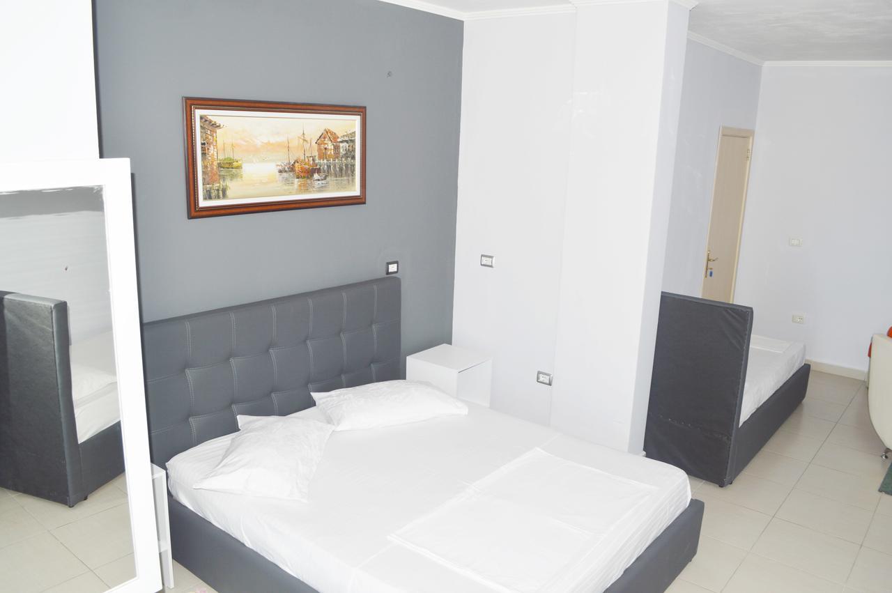 Hotel Riviera Durres Luaran gambar