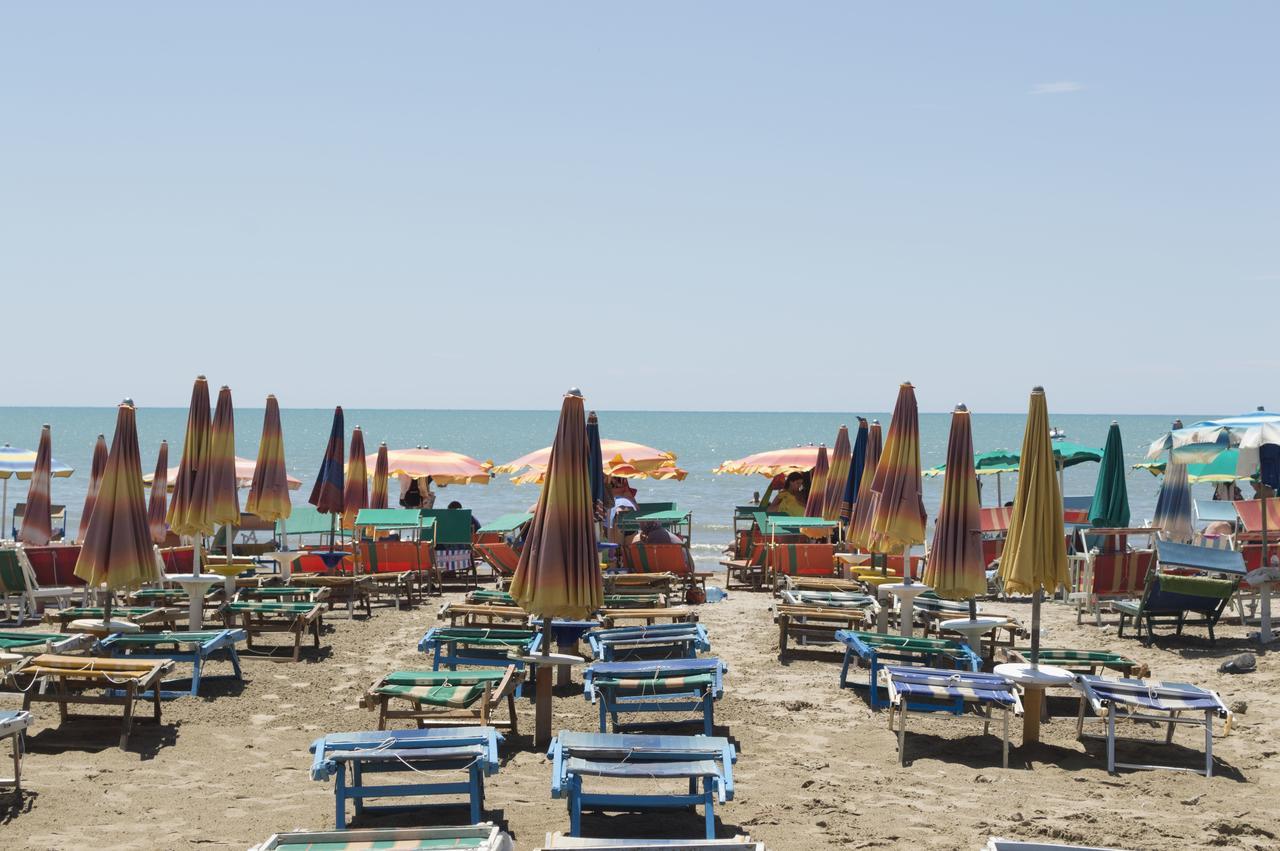 Hotel Riviera Durres Luaran gambar